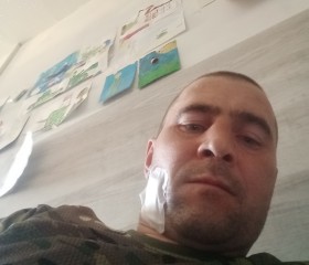 Юрий, 37 лет, Луганськ