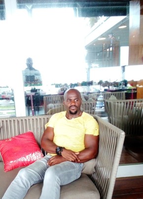 EBEH Flasky, 38, République Gabonaise, Libreville