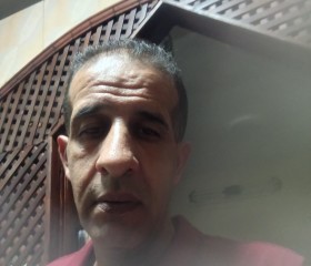 ،hussam, 45, Nablus