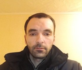Franklin Clinton, 35, Moscow