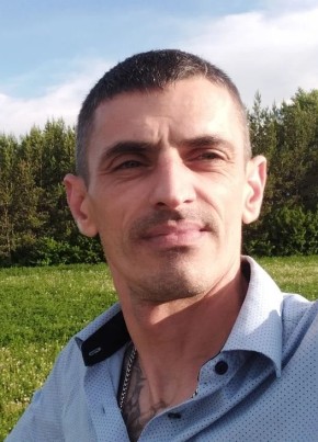 Азат из Казани 43 года