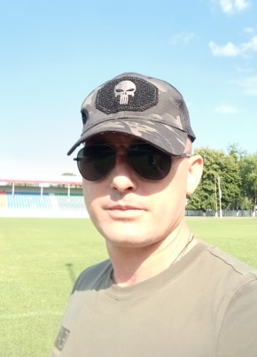 Руслан из Майкопа 45 лет
