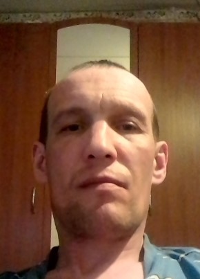 Виталий, 43, Россия, Краснотурьинск