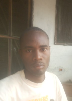 James l wollor, 33, Liberia, Monrovia