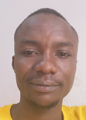 Meddy sharif из Mbale 28 лет