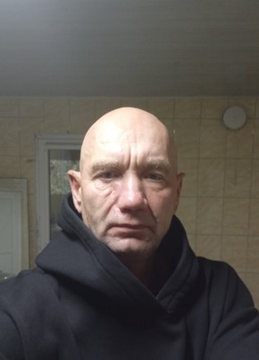 Анатолий из Сухого Лога 52 года