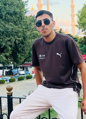 Zaza из İstanbul 20 лет