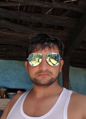 Babar Khan, 18, پاکستان, لاہور