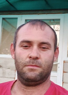 Роберт, 41, Россия, Малгобек