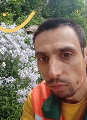 O, 29, Russia, Piterka