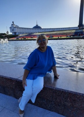 Анна, 58, Россия, Москва