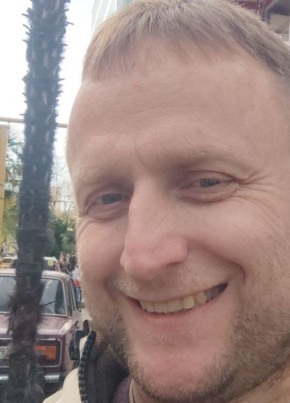 Вячеслав из Сочи 47 лет