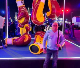 Aleksandr, 48, Moscow
