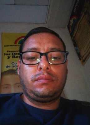Alvaro Altamiran, 42, República de Nicaragua, Managua