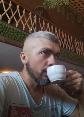 Жорик из Владикавказа 37 лет
