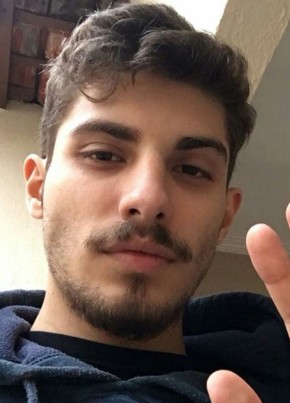 Ricardo Santos, 21, República Portuguesa, Albufeira