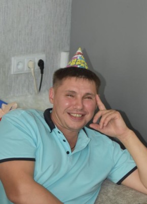 Роман из Красноярска 44 года