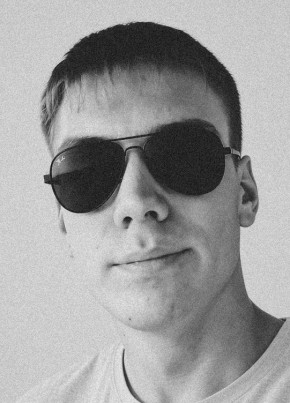 Andrew из Хабаровска 21 год