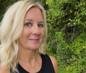 Chelsea, 47, Accra
