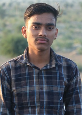 Shivlal Kumar, 19, India, Delhi