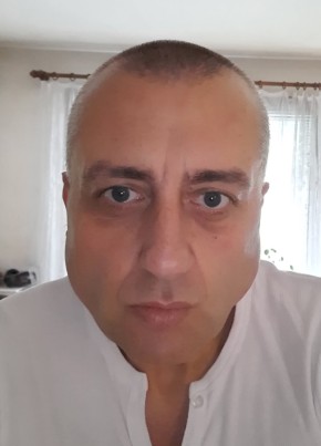 Стенли из Варны 48 лет