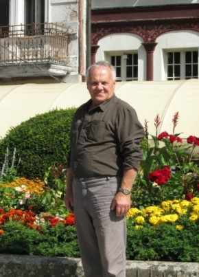 Peter Default, 74, Slovenská Republika, Nové Zámky