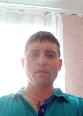 Иван, 41, Россия, Бузулук