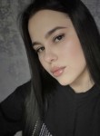 Arina, 24, Yekaterinburg