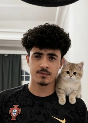 Waleed из Berlin 20 лет