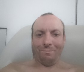 Nacho, 33, Coronel Suarez