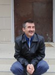 олег, 56 лет, Жигулевск