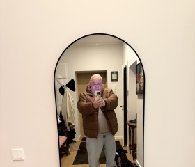 Anatoli Djomin, 58, Tallinn