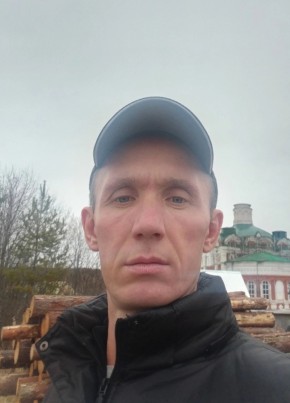 Александр из Коломны 42 года