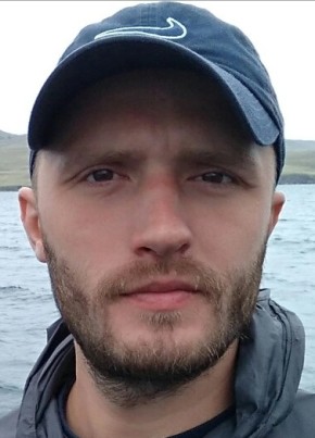 Евгений, 37, Россия, Березовка