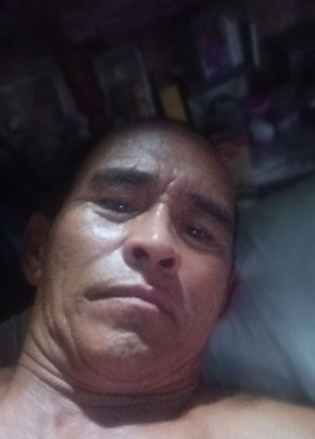 Reynaldo Reyes, 53, Pilipinas, Cabanatuan City