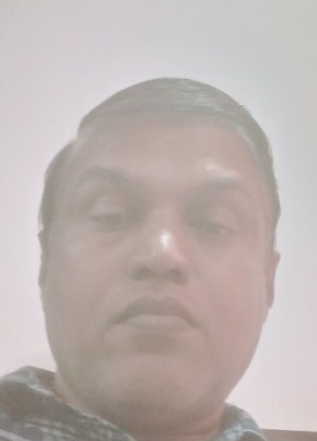 Suresh, 46, India, Pune
