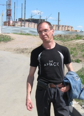 Толя, 44, Россия, Железногорск (Красноярский край)