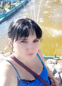 Anna, 37, Russia, Samara