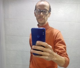 eslam, 32, Cairo