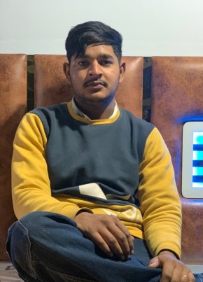 Gurwinder, 18, India, Mumbai