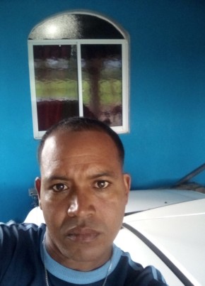franklin, 43, República de Santo Domingo, Bonao