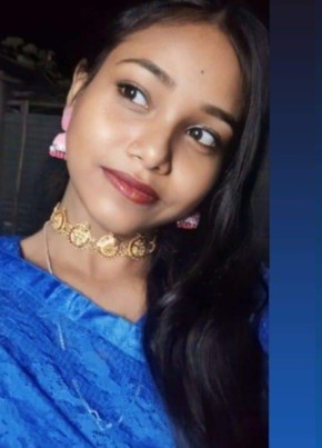 Priya, 18, India, Bālurghāt