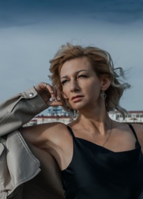 Оксана, 40, Россия, Сочи