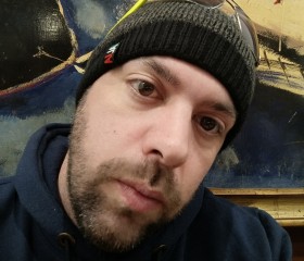 Gio, 36, Kos