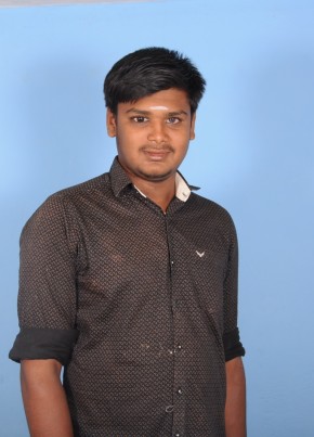 Akilesh, 19, India, Madurai