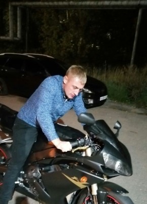 Денис из Павлово 37 лет