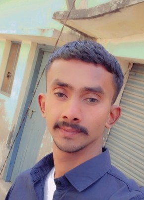 Zishan Ansari, 25, United Arab Emirates, Abu Dhabi