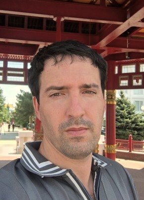 Кирилл из Саратова 36 лет