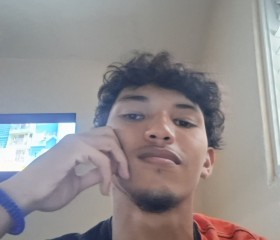 Frank, 19, Carolina