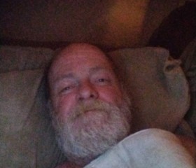 Derek, 18, Edinburgh